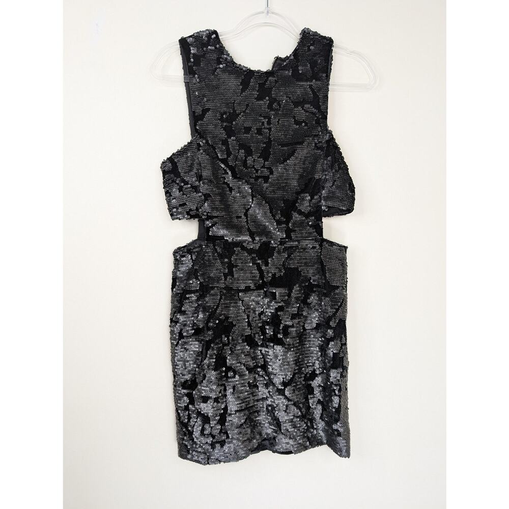 Forever 21 Dress Womens Medium Black Sequin Cutout Bodycon Mini Party Cocktail